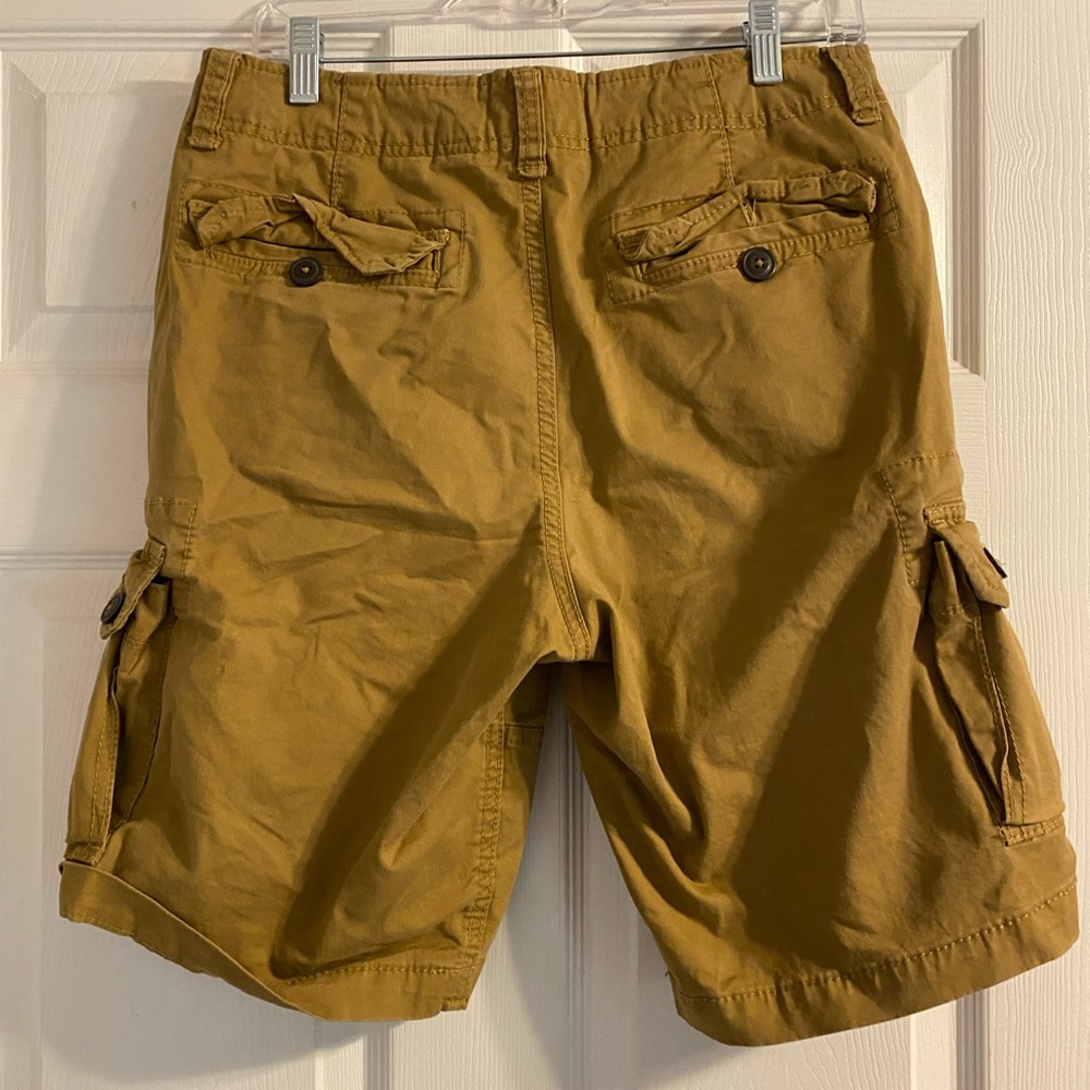 Men’s Shorts - Picture 2 of 2